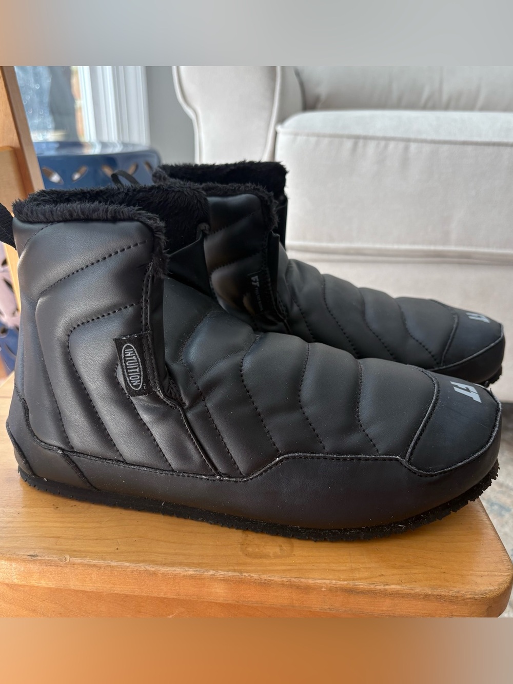 Full Tilt Intuition Black Quilted Winter Bootie Medium Worn Once